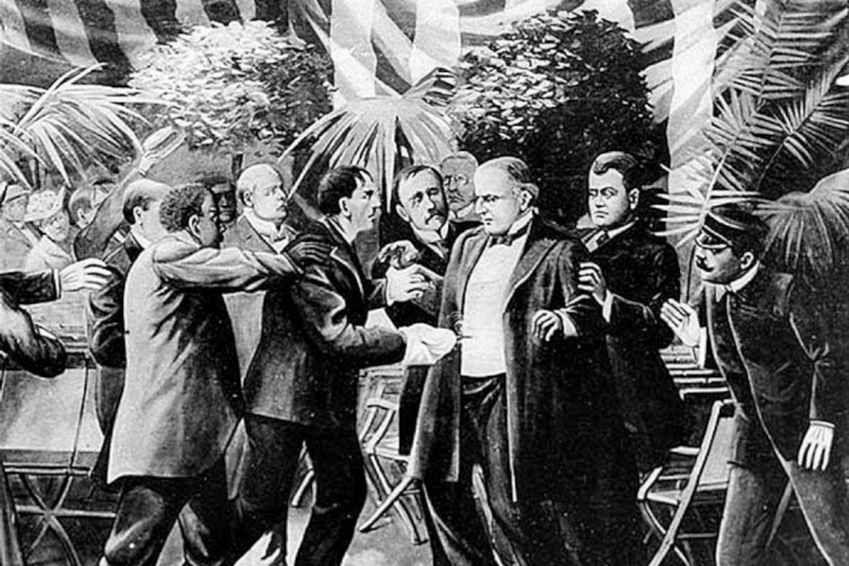 Zdjęcie ilustrujące artykuł: Historia Gniezna. Leon nieZawodowiec, zabił prezydenta USA Zdjęcie ilustrujące artykuł: Historia Gniezna. Leon nieZawodowiec, zabił prezydenta USA