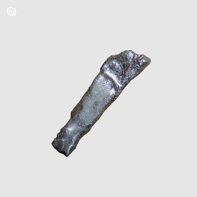 Fragment żelaznego gwoździa, Gniezno, wczesne średniowiecze